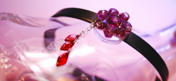 Charming crystal 色合いも素敵な水晶と、水晶からこぼれ出す水のイメージ。 ラフォルム ガラスジュエリー ガラスアクセサリー