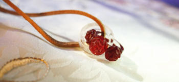 Ring of the love Universe ~ Glass rose ~ カワイイバラ付きリングネックレス。 ラフォルム ガラスジュエリー ガラスアクセサリー