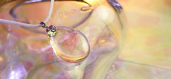 Naturality ～ やさしさの春 ～ 春色の季節を待つ、優しい気持ちを表現。 ラフォルム ガラスジュエリー ガラスアクセサリー