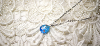 Sea of shine MINI 世界にひとつのオリジナルメモリアルペンダント。 ラフォルム ガラスジュエリー ガラスアクセサリー