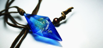 Dreamblue ～ Relativity galaxy ～ 素敵なブルーベースに様々な細かな細工を施しています。 ラフォルム ガラスジュエリー ガラスアクセサリー