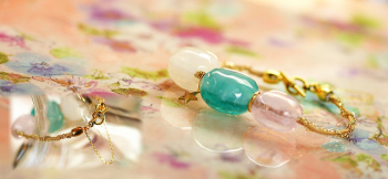 Memorial candy 脱落防止のチェーンをお付けしています。 ラフォルム ガラスジュエリー ガラスアクセサリー