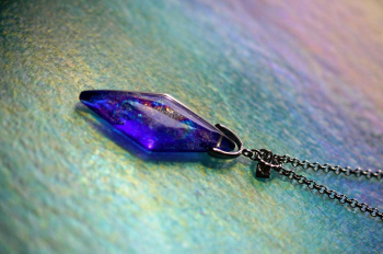 Cool Rhombus ～ 麗 ～ コバルトブルーがベースカラー。 ラフォルム ガラスジュエリー ガラスアクセサリー