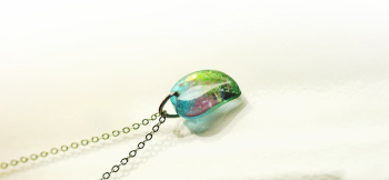 ぬくもりと笑顔を永遠に ～ 陽だまり ～ ふんわりとした優しい色合いです。 ラフォルム ガラスジュエリー ガラスアクセサリー