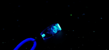 Charming Pendulum ～ My treasure ～ 暗闇では蓄光の淡い光を放ちます。 ラフォルム ガラスジュエリー ガラスアクセサリー