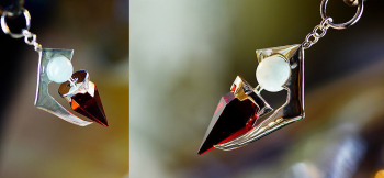 Emotion Silver925素材による彫金加工で、特徴的なオリジナル金具部分を制作いたしました。 ラフォルム ガラスジュエリー ガラスアクセサリー