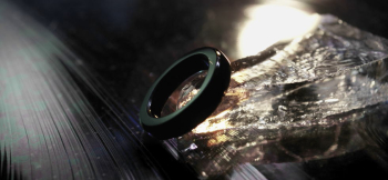 Modernism ring はめ易い平打タイプのフォルムです。 ラフォルム ガラスジュエリー ガラスアクセサリー