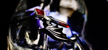 BLOOD BAT ～ Nice gentleman ～ 世界にひとつのオリジナルコラボレーションペンダント。 ラフォルム ガラスジュエリー ガラスアクセサリー