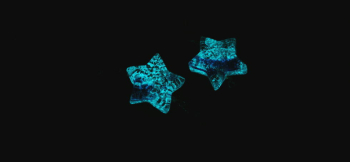 美しき愛の歌 ～ 流星 ～ 美しいブルー系の蓄光が魅力的。 ラフォルム ガラスジュエリー ガラスアクセサリー