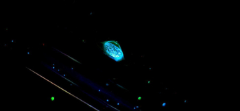 Wood holy ability ～ Celestial ～ 暗闇では淡いグリーンの光。 ラフォルム ガラスジュエリー ガラスアクセサリー