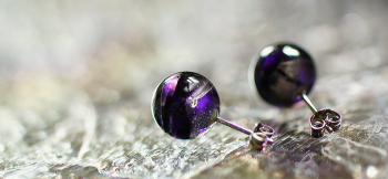 Violet sphere 高貴なパープル系の球体。無色透明とのマーブル模様で再現。 ラフォルム ガラスジュエリー ガラスアクセサリー