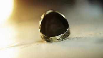 Antique memorial ring リングベースは幅広且つ厚みを抑えたオリジナルSilver925製リングを制作いたしました。 ラフォルム ガラスジュエリー ガラスアクセサリー