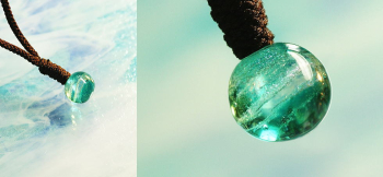 氷泪石 ～ Ensemble of shine ～ アクアマリンの色合いの中に、ダイクロ偏光ガラスをお入れしてマーブリングしています。 ラフォルム ガラスジュエリー ガラスアクセサリー