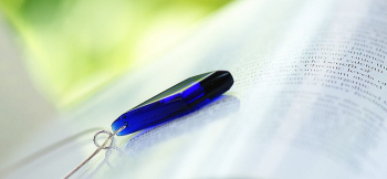 ROYAL DIAMOND 表裏をフラットにしたプレートタイプです。 ラフォルム ガラスジュエリー ガラスアクセサリー