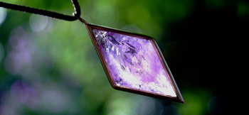 Dream Natural Amethyst 美しいアメジスト(紫水晶)カラー。 ラフォルム ガラスジュエリー ガラスアクセサリー