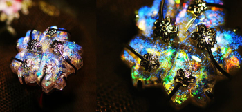 Dichroic cherry blossom 見る角度や光の当たり方で様々なカラーの輝きをお楽しみいただけます。 ラフォルム ガラスジュエリー ガラスアクセサリー
