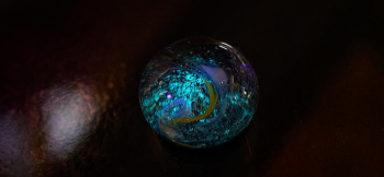 銀河の珠玉 ～ Aurora night ～ 薄暗くなるとガラスの内部へ施した蓄光の光が淡く光ります。 ラフォルム ガラスジュエリー ガラスアクセサリー