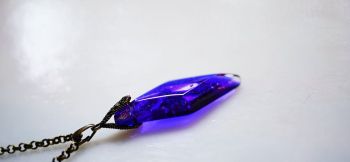 Smooth rhombus ～ Blue glitter ～ コバルトブルーの美しい逸品。 ラフォルム ガラスジュエリー ガラスアクセサリー