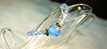 Gentle blue planet / ブレスレット 装着しやすいゴムタイプのブレスレットです。 ラフォルム ガラスジュエリー ガラスアクセサリー