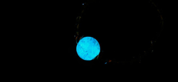 Gentle blue planet / ブレスレット 眩いばかりの蓄光の光。 ラフォルム ガラスジュエリー ガラスアクセサリー