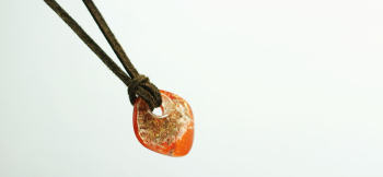 ORANGE TREASURE お好きなチェーンや紐などを直接通してお使いいただけます。 ラフォルム ガラスジュエリー ガラスアクセサリー
