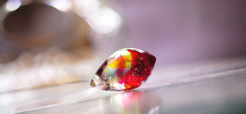 氷の薔薇 ～ Colorful ～ 様々な表情を見せてくれます。 ラフォルム ガラスジュエリー ガラスアクセサリー