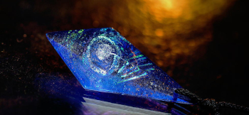 Dreamblue ～ Mystery of the universe ～ 内部の美しい煌き。 ラフォルム ガラスジュエリー ガラスアクセサリー