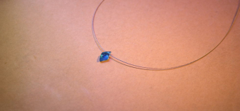 Petit diamond arrow 小さなプチネックレスです。ワイヤーとカニカン仕様。 ラフォルム ガラスジュエリー ガラスアクセサリー