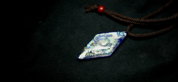 Frozen galaxy ～ 愛の宇宙 ～ 通常は組み紐をお付けいたします。 ラフォルム ガラスジュエリー ガラスアクセサリー