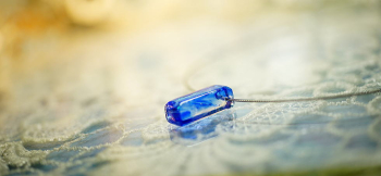 Sparkling wave heaven 爽やかなイメージで身に着けやすいペンダントです。 ラフォルム ガラスジュエリー ガラスアクセサリー