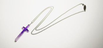 Natural Amethyst Cross ステンレス製喜平チェーン。 ラフォルム ガラスジュエリー ガラスアクセサリー