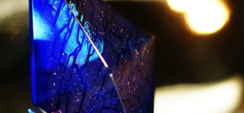 ラフォルム ガラスジュエリー ガラスアクセサリー Ocean bright diamond コバルトブルーをベースに、見る角度によりブルーからパープルに変化する美しいラメが内部全体に煌きます。内部には、神秘的な蓄光加工を致しました。ベースの色合いが…