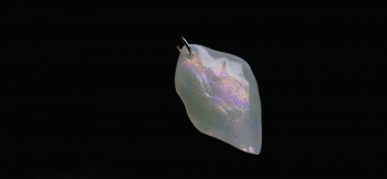 ラフォルム ガラスジュエリー ガラスアクセサリー A fascinating piece of glass ご希望のイメージを具現化した世界にひとつのオリジナルペンダント。シャープさと丸みを併せ持ったイメージです。ガラス内部にラメの煌きを施しました…