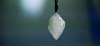 A fascinating piece of glass 世界にひとつのオリジナルペンダント。 ラフォルム ガラスジュエリー ガラスアクセサリー