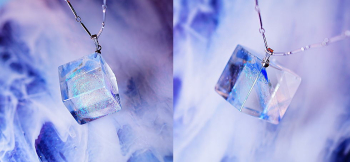 Sparkling crystal cube 様々な角度からお楽しみください。 ラフォルム ガラスジュエリー ガラスアクセサリー
