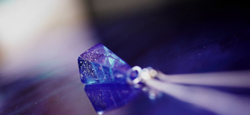 BLUE COMET CRYSTAL 銀河を駆け抜ける彗星のよう。 ラフォルム ガラスジュエリー ガラスアクセサリー