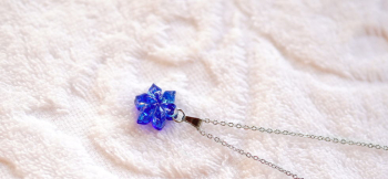 白夜に咲く花 PETIT 美しく繊細な雪の結晶のような花。 ラフォルム ガラスジュエリー ガラスアクセサリー