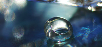 Chic Universe ～ ring ～ 手のひら側から。 ラフォルム ガラスジュエリー ガラスアクセサリー