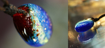 Nature and Universe ～ 煌きの流星 ～ 上部に差し色としてレッドを使用しています。 ラフォルム ガラスジュエリー ガラスアクセサリー