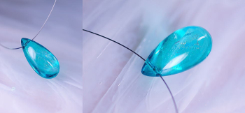 雪姫のBlue tear 内部に優しい煌きを表現しています。 ラフォルム ガラスジュエリー ガラスアクセサリー