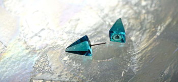 Standard Dreamblue ～ セパレートピアス ～ ピアス金具を設置しております。 ラフォルム ガラスジュエリー ガラスアクセサリー