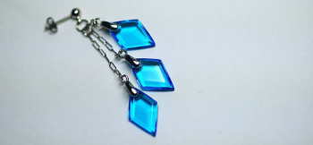 Aqua sea diamond ターコイズブルーのひし形。 ラフォルム ガラスジュエリー ガラスアクセサリー