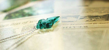 Moon of luck ~ Light Aquamarine ~ クールに身に着けていただけそう♪ ラフォルム ガラスジュエリー ガラスアクセサリー