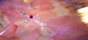 STYLISH ROSARY スタイリッシュなフォルムをお楽しみください。 ラフォルム ガラスジュエリー ガラスアクセサリー