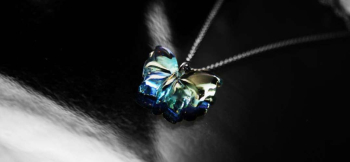 Pure Morpho 内部の優しい色合いが混ざり合い、とても美しいです。 ラフォルム ガラスジュエリー ガラスアクセサリー