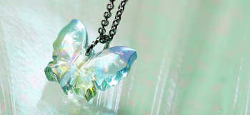 Pure Morpho MINI 優しい色合いとレインボーラメが優しく煌きます。 ラフォルム ガラスジュエリー ガラスアクセサリー