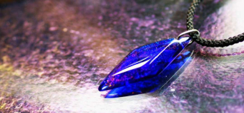 Smooth rhombus ～ RAINBOW BRIGHT PULSE / 静穏 ～ ぜひお手にとってラメの美しさをお楽しみください!! ラフォルム ガラスジュエリー ガラスアクセサリー