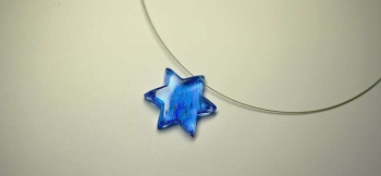 Blue Hexagram 存在感のある六芒星ペンダント。 ラフォルム ガラスジュエリー ガラスアクセサリー