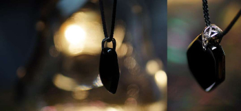 Modern Glass Onyx 存在感のあるバチカンに直接組み紐を通せます。 ラフォルム ガラスジュエリー ガラスアクセサリー