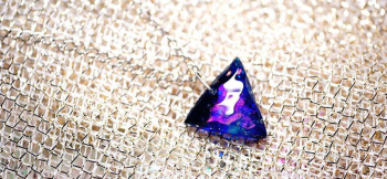 True Triangle ~ Icerock ~ コバルトブルーがベースカラー。 ラフォルム ガラスジュエリー ガラスアクセサリー